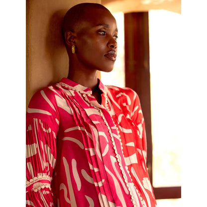 Basanti Kapde aur Koffee Pink Abstract Print Muslin Shirt