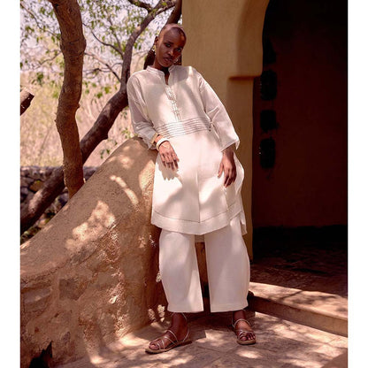 Basanti Kapde aur Koffee White Essence Cotton Co-Ord Set