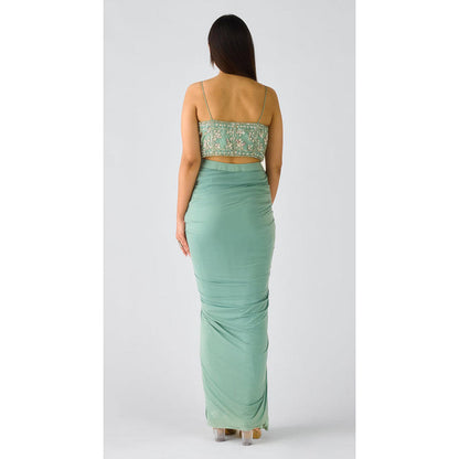 Basanti Kapde aur Koffee Aqua Viscose Organza Embroidered Cape With Bustier And Draped Skirt
