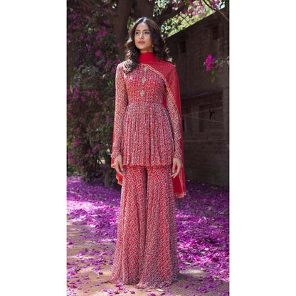 Basanti Kapde aur Koffee Blush Dynasty Peplum Sharara With Kurta And Dupatta