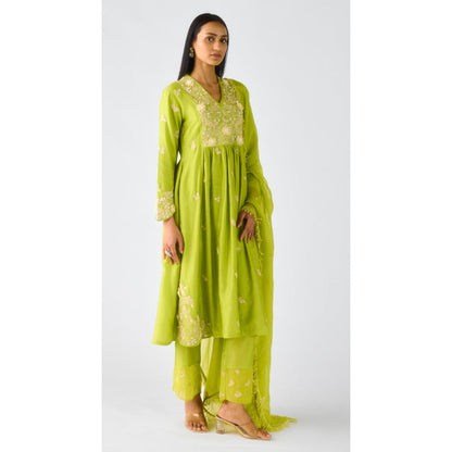 Basanti Kapde aur Koffee Blush Pink Chiffon Embroidered Kurta With Pant And Dupatta