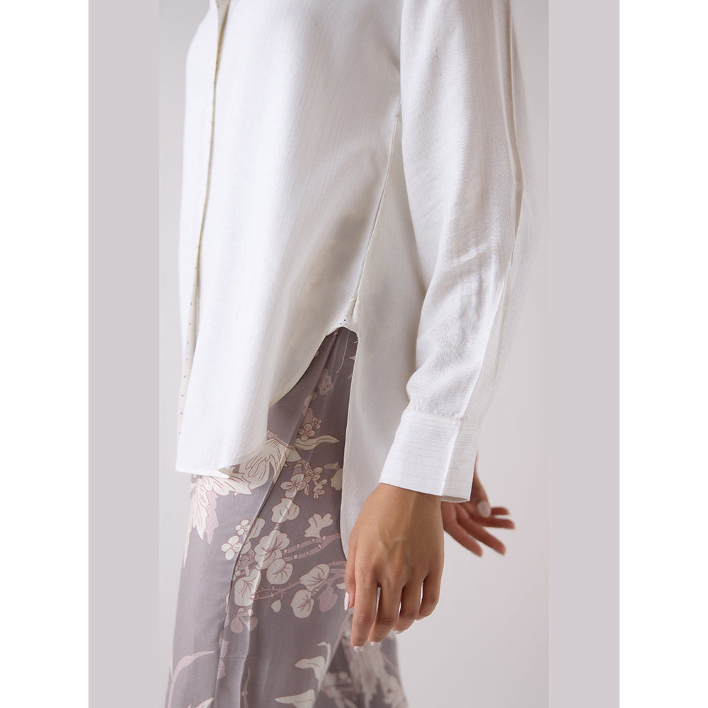 Basanti Kapde aur Koffee Ivory Cotton Blend Shirt