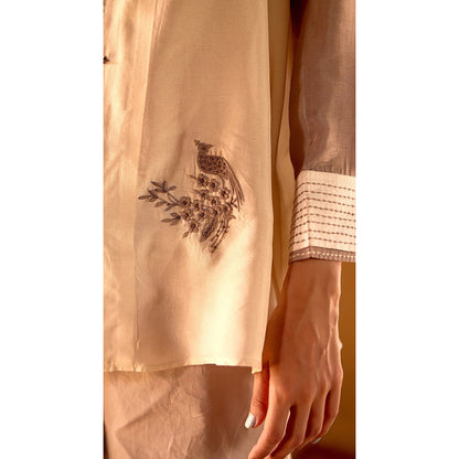 Basanti Kapde aur Koffee The Ivory Sandscript Muslin Shirt