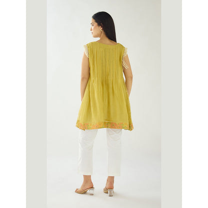 Basanti Kapde aur Koffee Mustard Haven Cotton Embroidered Top