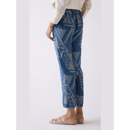 Basanti Kapde aur Koffee Blue Straight-Fit Geometric Pant