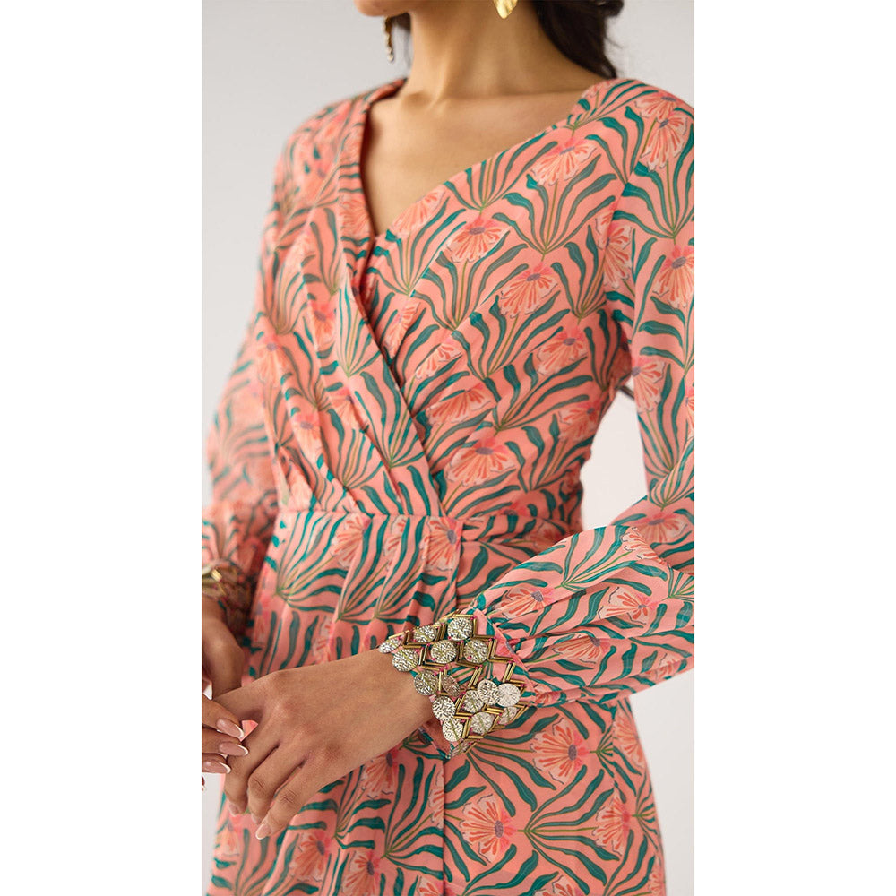 Basanti Kapde aur Koffee Pink Floral Georgette Dress
