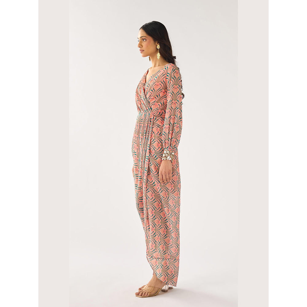 Basanti Kapde aur Koffee Pink Floral Georgette Dress