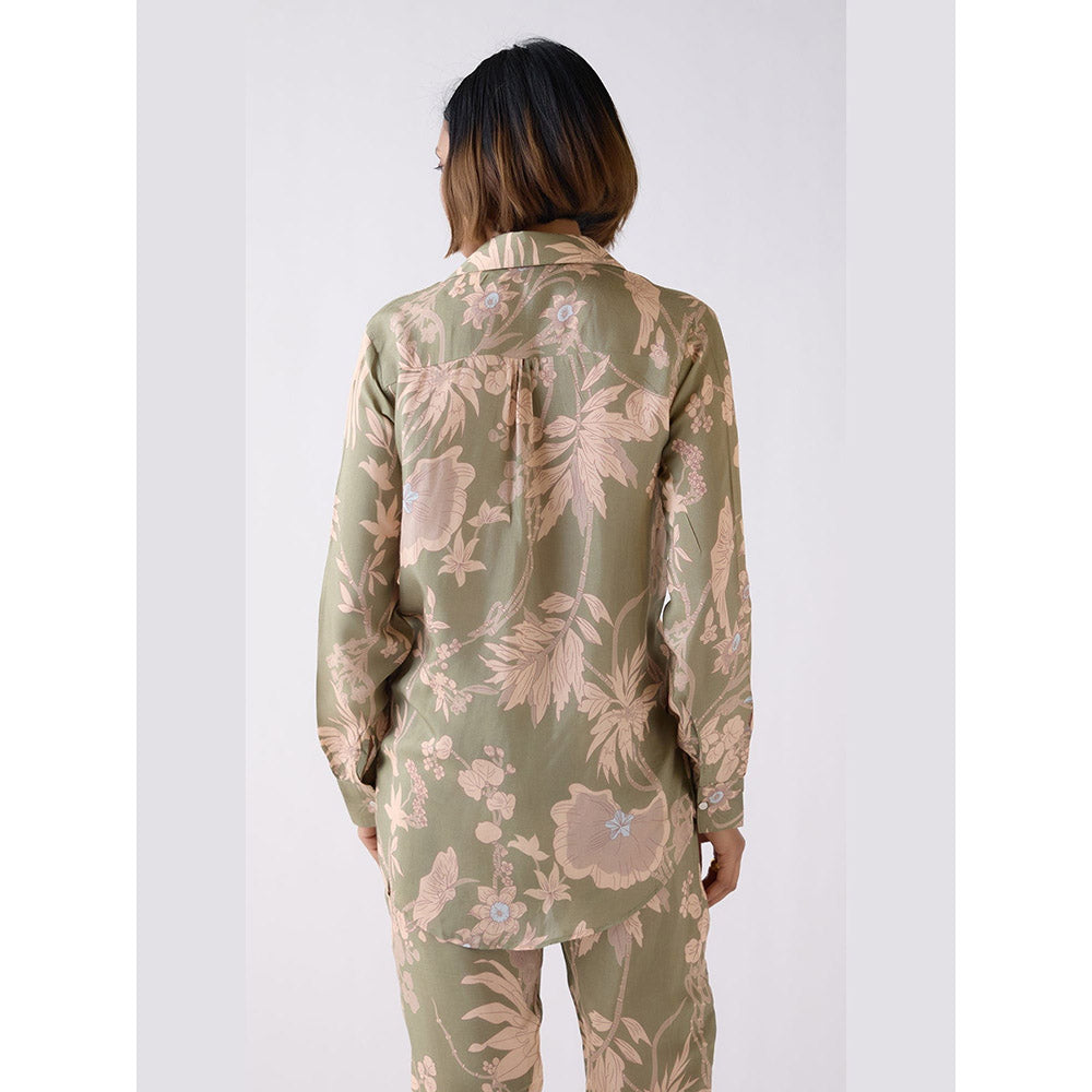 Basanti Kapde aur Koffee Green Muslin Floral Printed Shirt