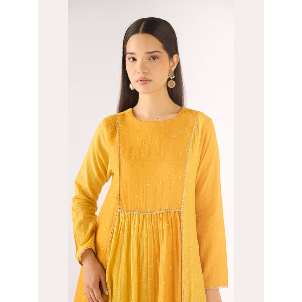 Basanti Kapde aur Koffee Yellow Cotton Silk Embroidered Kurta with Pant