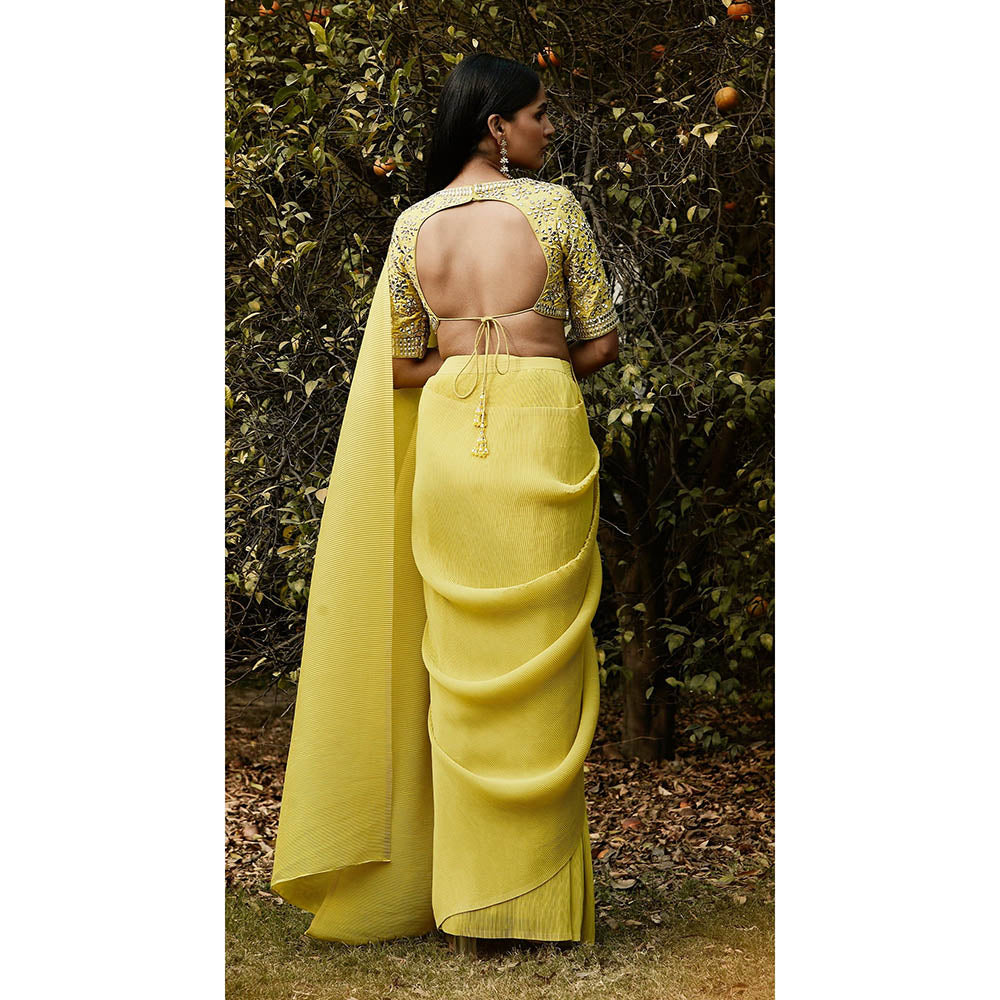 Basanti Kapde aur Koffee Lime Pre Draped Pleated Georgette Saree with Stitched Blouse