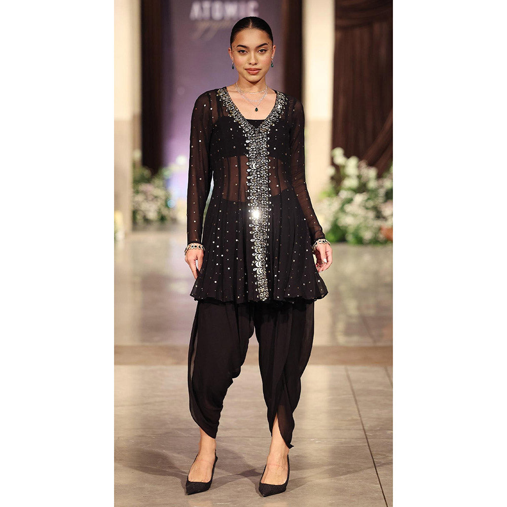 Basanti Kapde aur Koffee Black Mukaish Georgette Kurta and Dhoti Pant