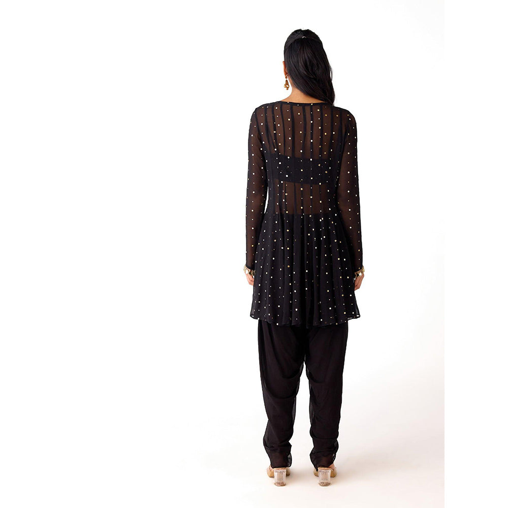 Basanti Kapde aur Koffee Black Mukaish Georgette Kurta and Dhoti Pant