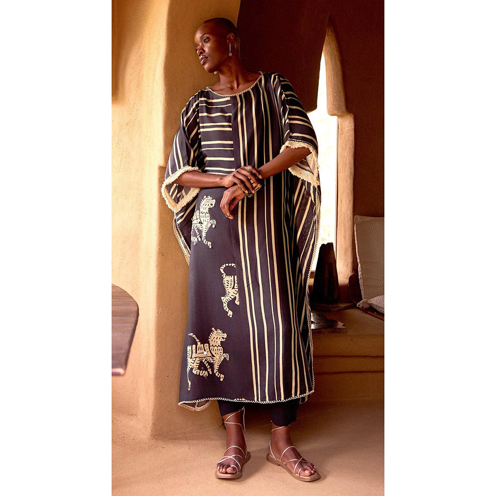 Basanti Kapde aur Koffee Black Stripes Abstract Kaftan and Pant