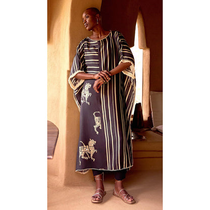 Basanti Kapde aur Koffee Black Stripes Abstract Kaftan and Pant