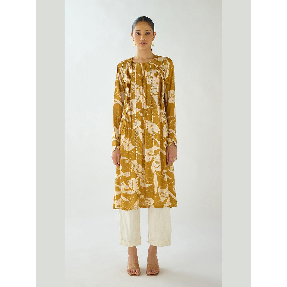 Basanti Kapde aur Koffee Mustard Flora Muse Muslin Kurta And Pant