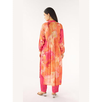 Basanti Kapde aur Koffee Orange Muslin Embellished Kurta And Pant