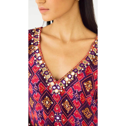 Basanti Kapde aur Koffee Purple Crepe Embroidered Kurta with Pant