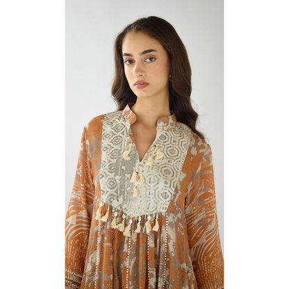Basanti Kapde aur Koffee The Amber Dusk Orange Georgette Kurta with Palazzo
