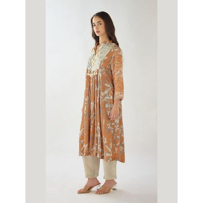 Basanti Kapde aur Koffee The Amber Dusk Orange Georgette Kurta with Palazzo