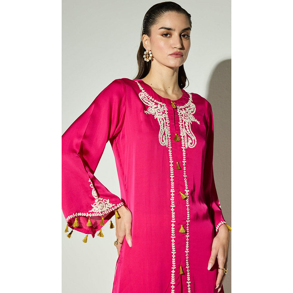 Basanti Kapde aur Koffee The Noble Orchid Bloom Embroidered Kurta with Palazzo
