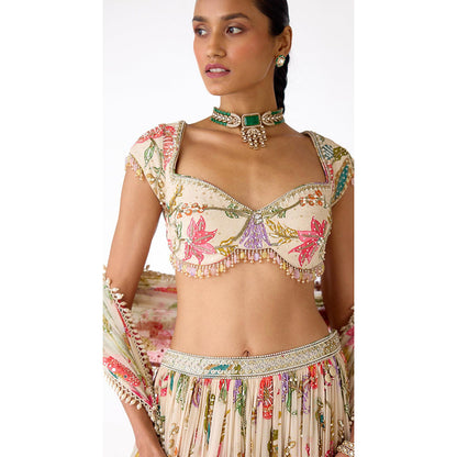 Basanti Kapde aur Koffee The Bloom Ivory Lehenga And Stitched Blouse With Dupatta