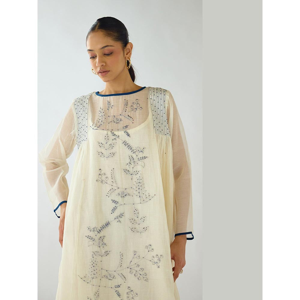 Basanti Kapde aur Koffee Ivory Echo Muslin Dress