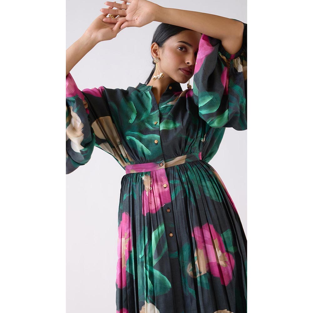 Basanti Kapde aur Koffee Green Muslin Floral A Line Dress