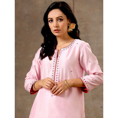 Bbaawri Hand Embroidered Chanderi Silk Pink Kurta with Pant & Dupatta (Set of 3)