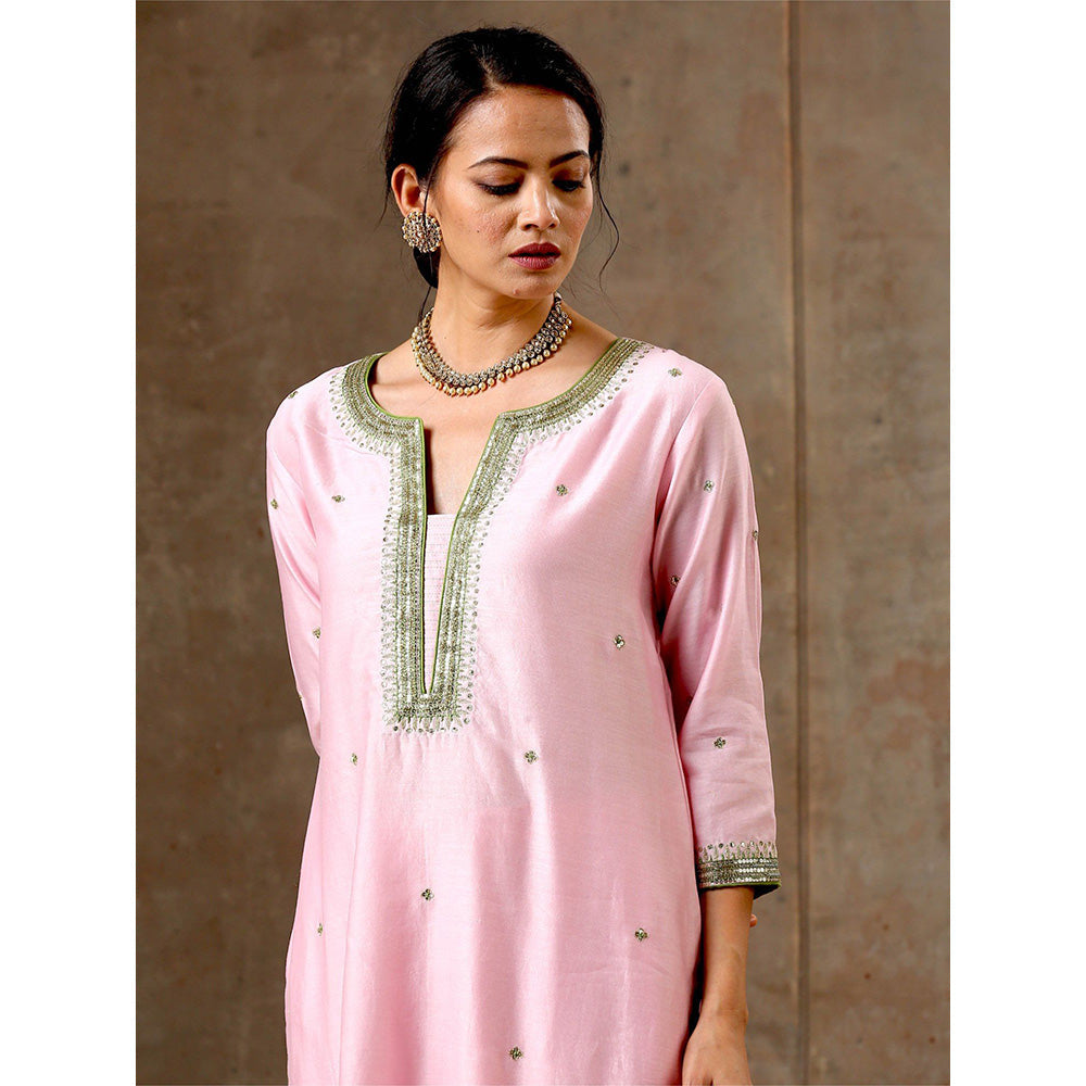 Bbaawri Pink Green Hand Embroidered Chanderi Silk Kurta with Pant & Dupatta (Set of 3)