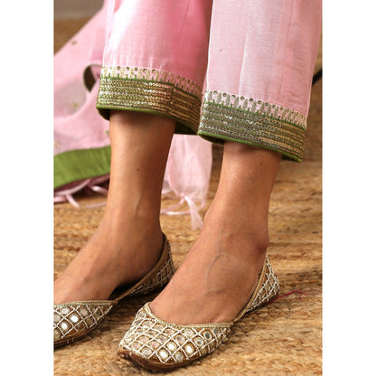 Bbaawri Pink Green Hand Embroidered Chanderi Silk Kurta with Pant & Dupatta (Set of 3)