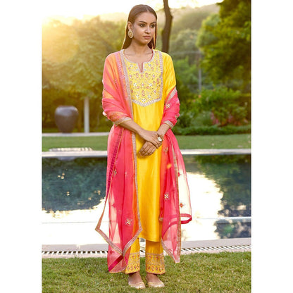 Bbaawri Yellow Hand Embroidered Silk Kurta with Pant & Dupatta (Set of 3)