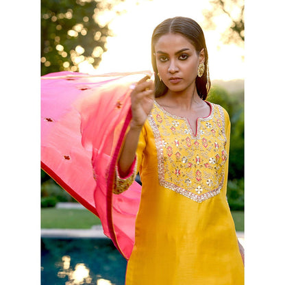Bbaawri Yellow Hand Embroidered Silk Kurta with Pant & Dupatta (Set of 3)