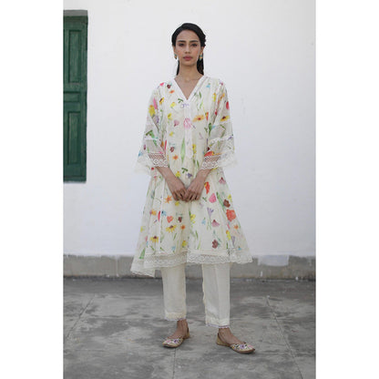 Begum Pret Azra Ivory Kurta (Set of 3)
