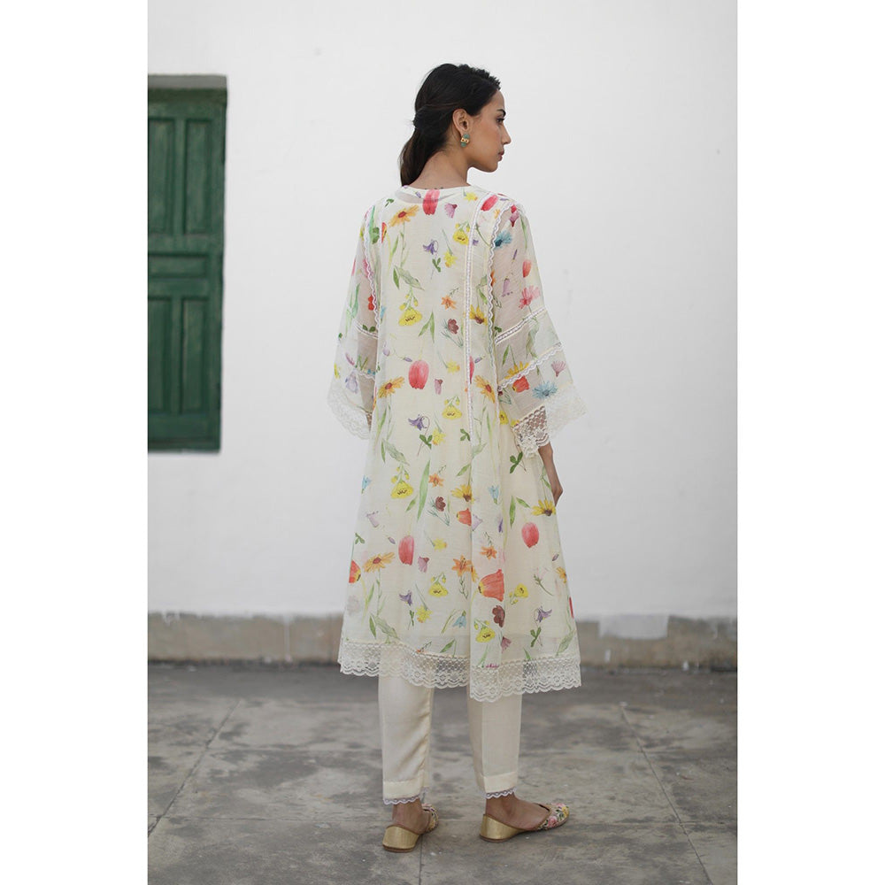 Begum Pret Azra Ivory Kurta (Set of 3)