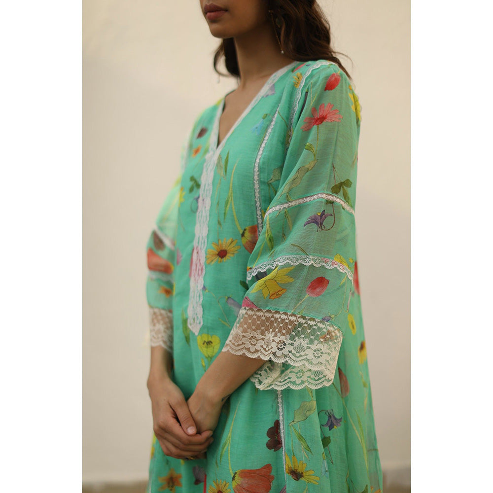 Begum Pret Azra Turquoise Kurta (Set of 3)