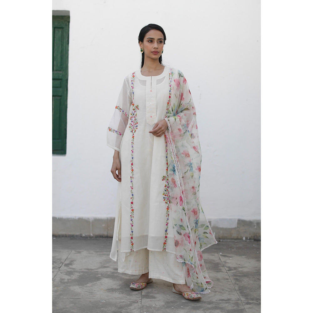 Begum Pret Shikaara Ivory Kurta (Set of 4)