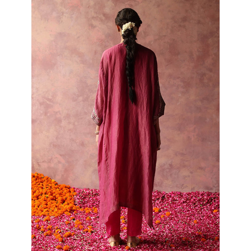 Begum Pret Heer Pink Phiran Kurta (Set of 3)