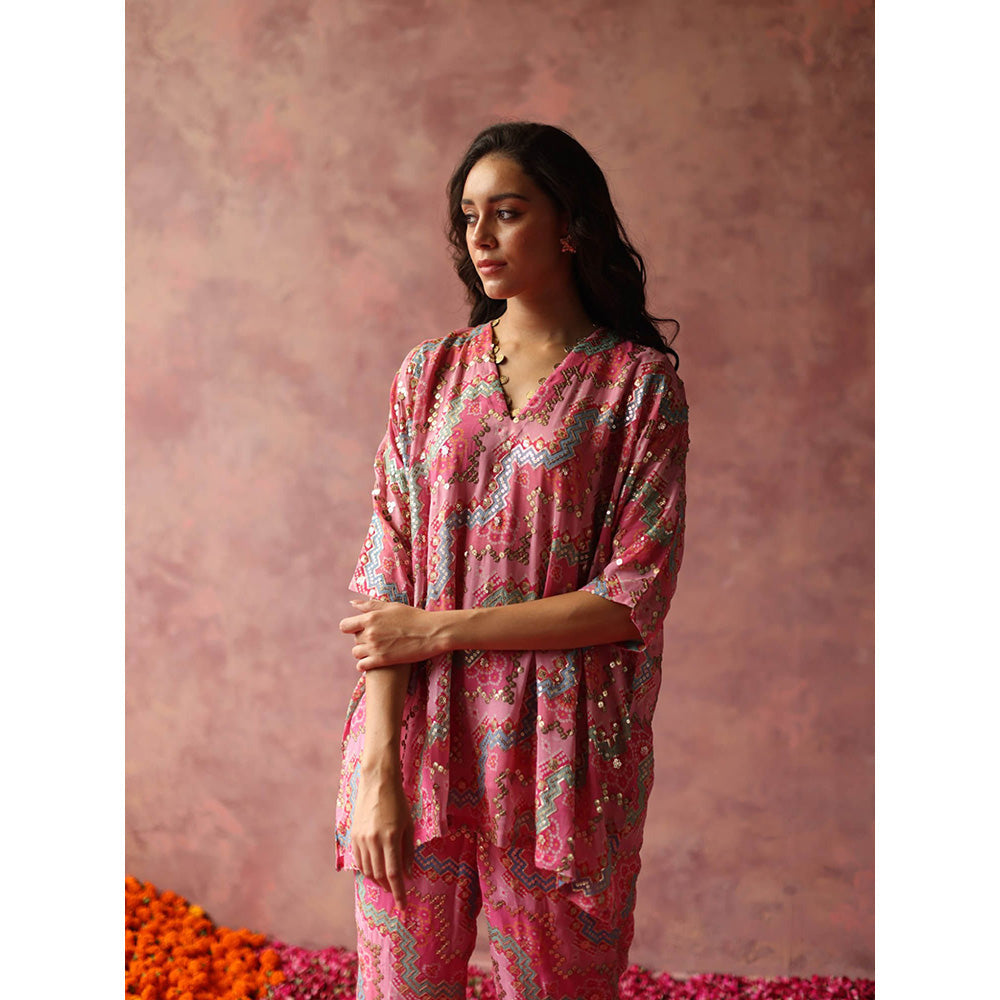 Begum Pret Maiyra Pink Kaftan (Set of 3)