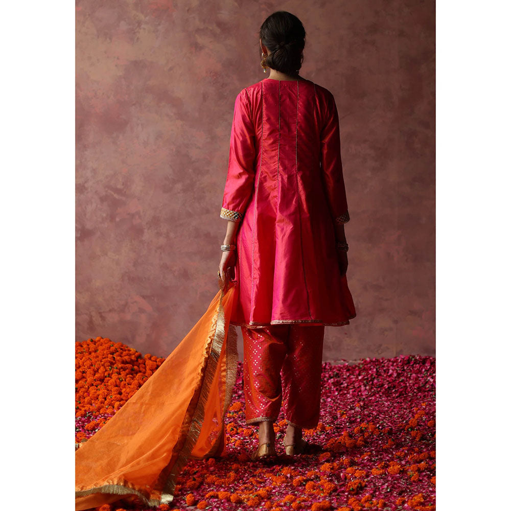 Begum Pret Rumi Pink Orange Kurta (Set of 3)