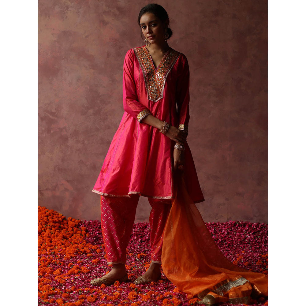 Begum Pret Rumi Pink Orange Kurta (Set of 3)