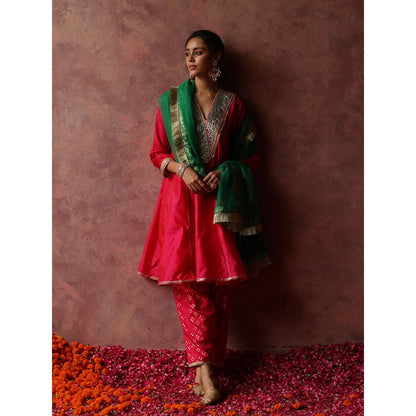 Begum Pret Rumi Pink Green Kurta (Set of 3)