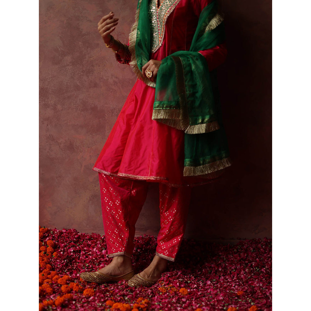 Begum Pret Rumi Pink Green Kurta (Set of 3)