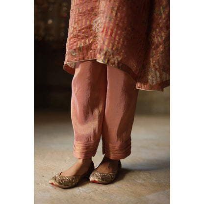 Begum Pret Ikai Peach Kurta with Pant and Dupatta (Set of 3)