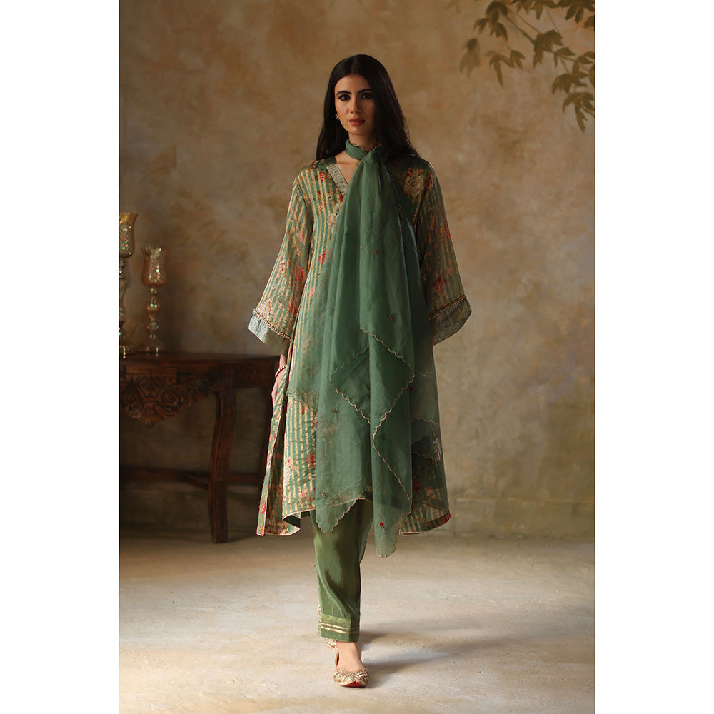 Begum Pret Ikai Green Kurta with Pant and Dupatta (Set of 3)