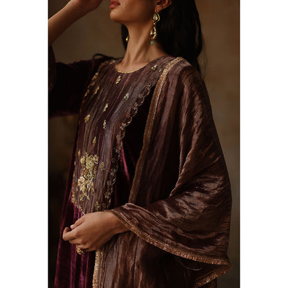 Begum Pret Faiz Garnet Wine Kurta with Pant and Dupatta (Set of 3)