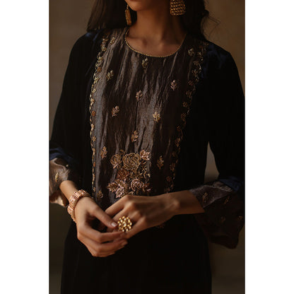 Begum Pret FAIZ Navy Blue Kurta with Pant & Dupatta (Set of 3)