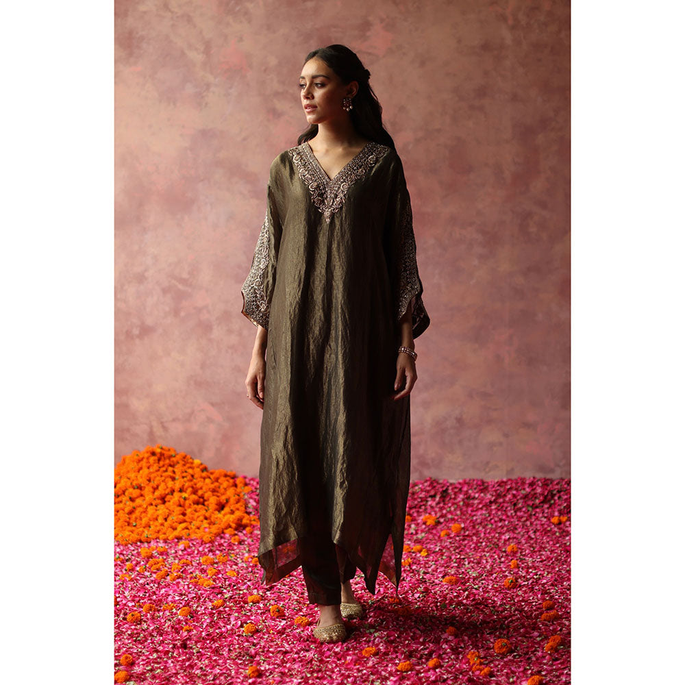 Begum Pret HEER Phiran Olive Kurta with Pant (Set of 2)