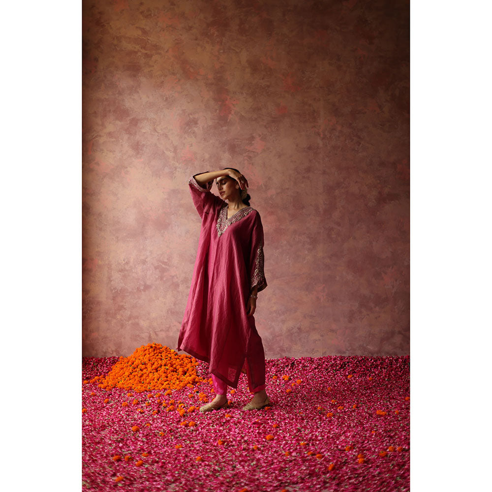 Begum Pret HEER Phiran Pink Kurta with Pant (Set of 2)