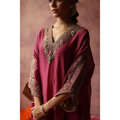 Begum Pret HEER Phiran Pink Kurta with Pant (Set of 2)