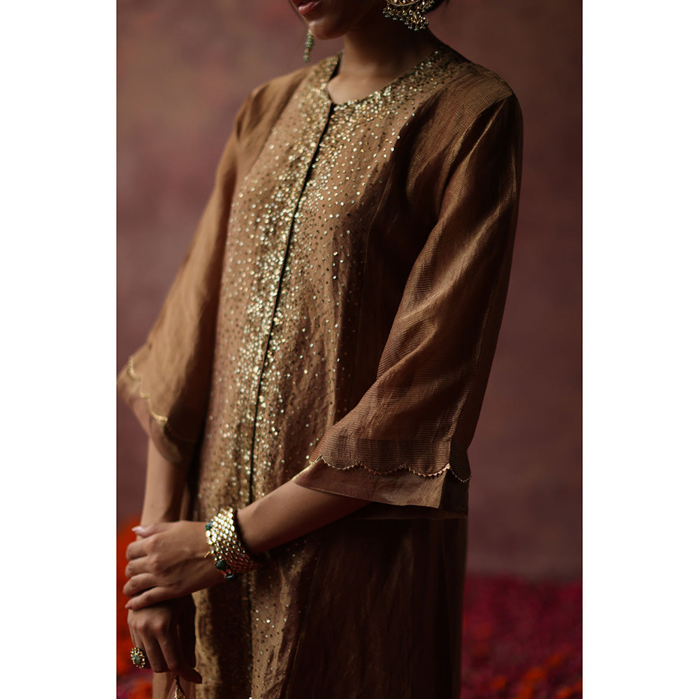 Begum Pret PAAKIZAH Gold Kurta with Pant & Dupatta (Set of 3)